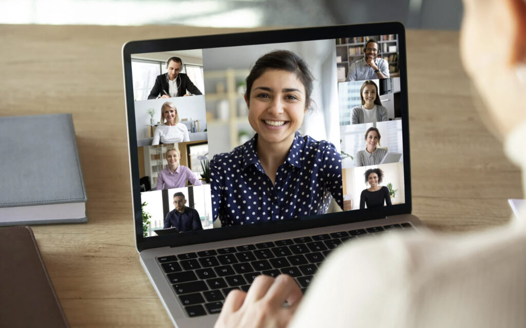 Online Community Manager